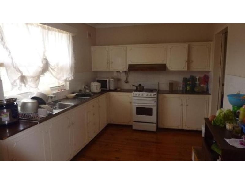 33 Lutana Crescent, Mitchell Park SA 5043