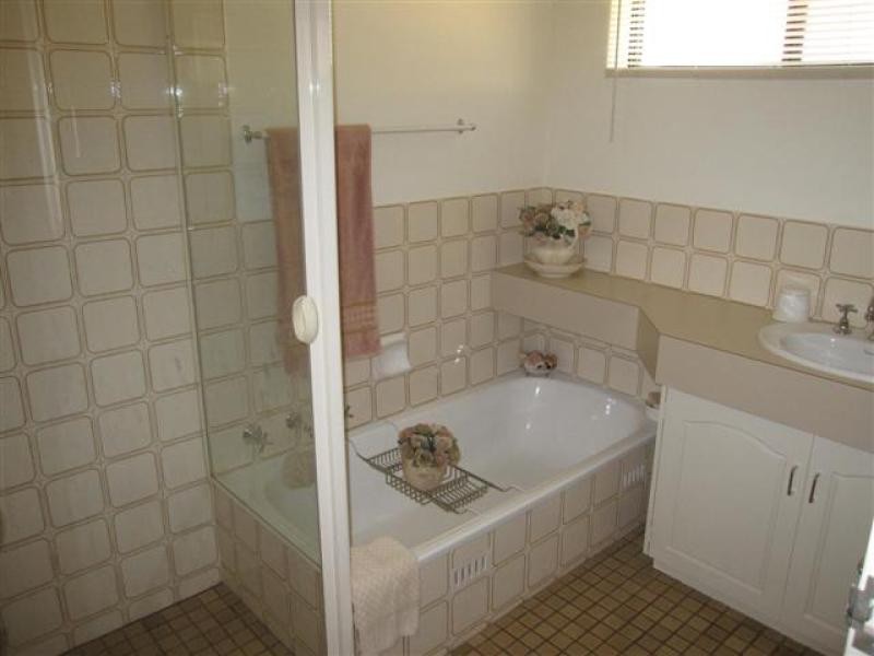 Unit 2/11 Cook Crescent, Warradale SA 5046