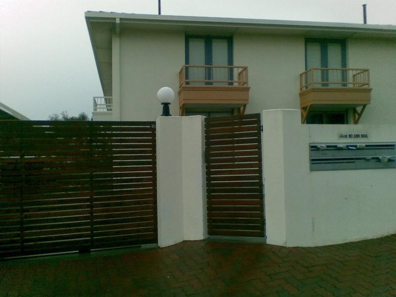 Unit 3/500 Seaview Road, Henley Beach SA 5022