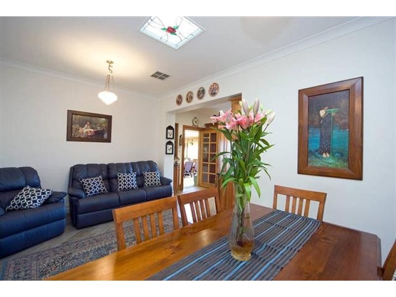 26 Gowrie Ave, Glengowrie SA 5044