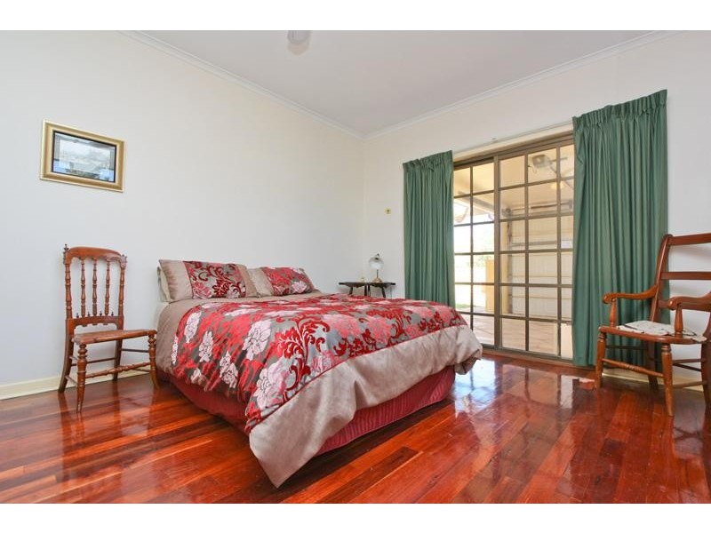 220 Military Road, Henley Beach SA 5022