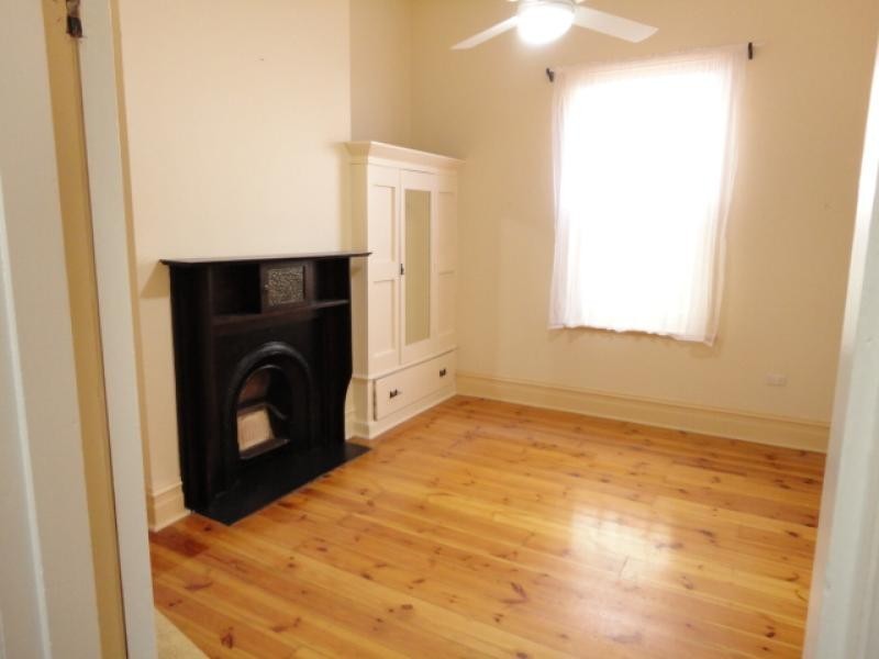 63 Esplanade, Henley Beach South SA 5022