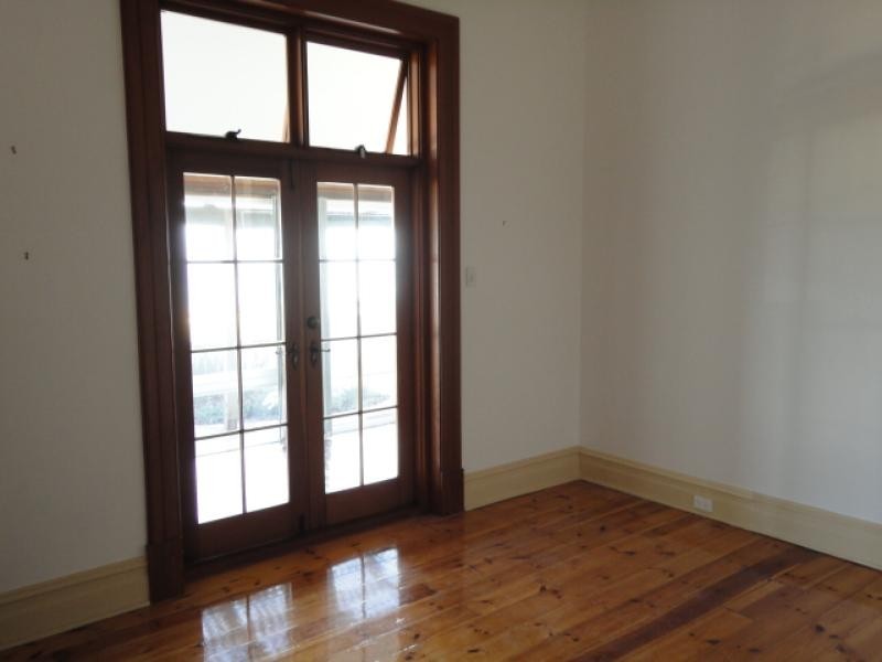 63 Esplanade, Henley Beach South SA 5022