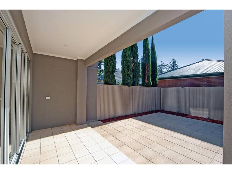 38 Sturt Street, Glenelg North SA 5045