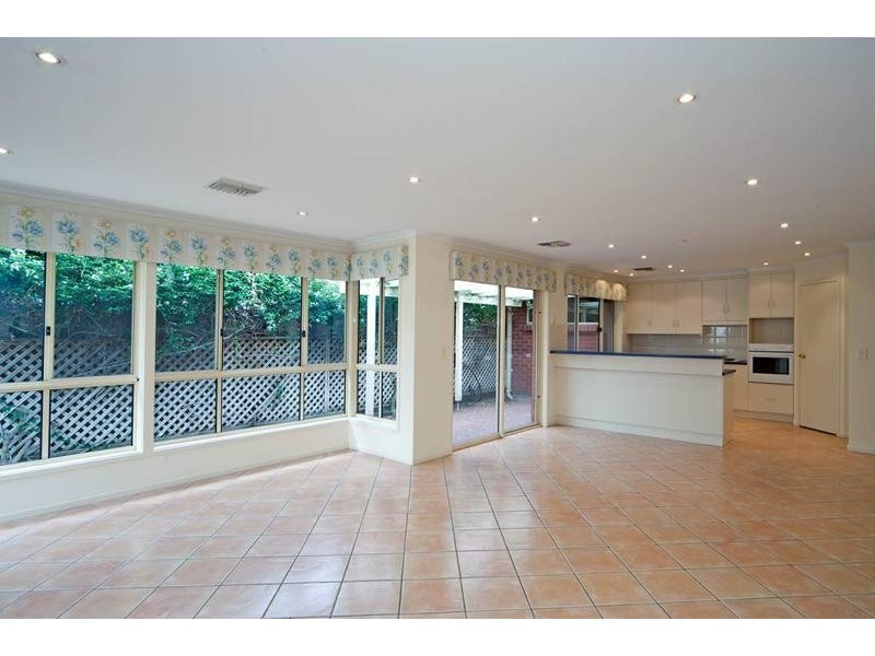 8 Worthing Drive, Sheidow Park SA 5158
