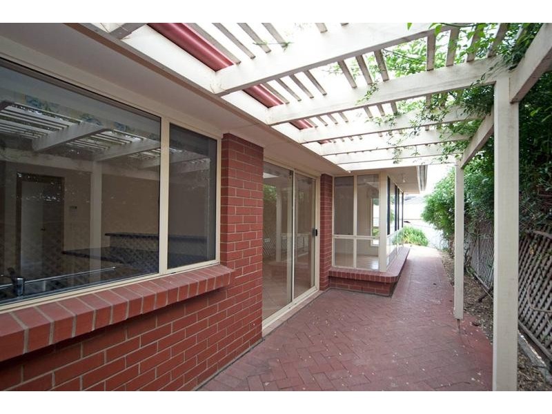 8 Worthing Drive, Sheidow Park SA 5158