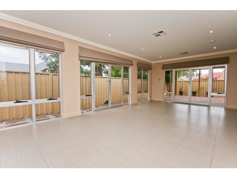48A Cliff Street, Glenelg East SA 5045