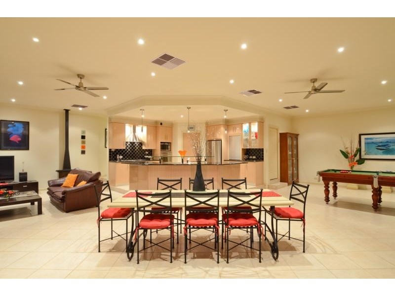 35 Cormorant Drive, Hallett Cove SA 5158