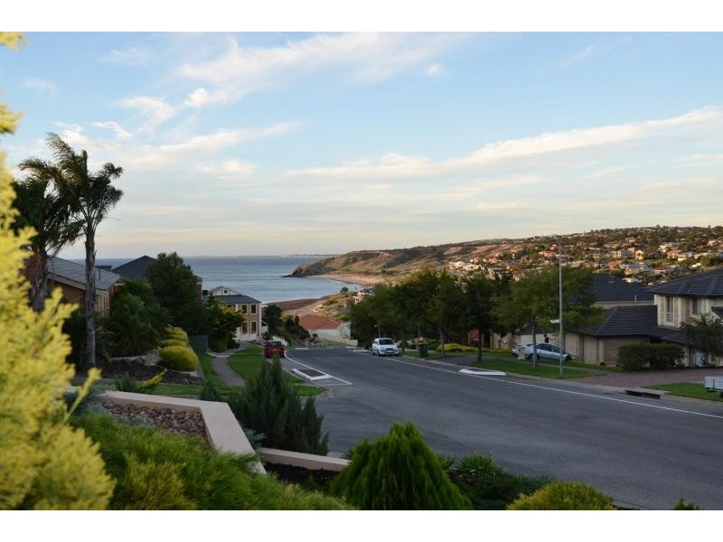 35 Cormorant Drive, Hallett Cove SA 5158
