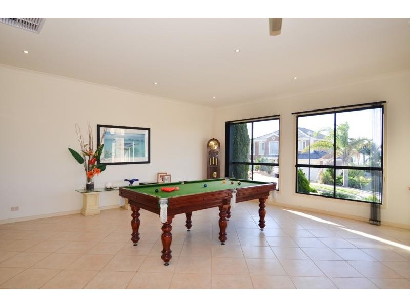 35 Cormorant Drive, Hallett Cove SA 5158