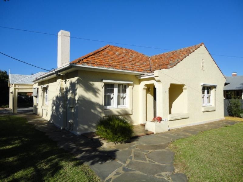 61 The Grove, Lower Mitcham SA 5062