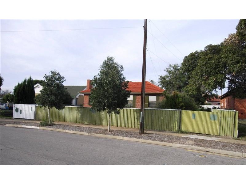 24 Sismey Rd, Christies Beach SA 5165