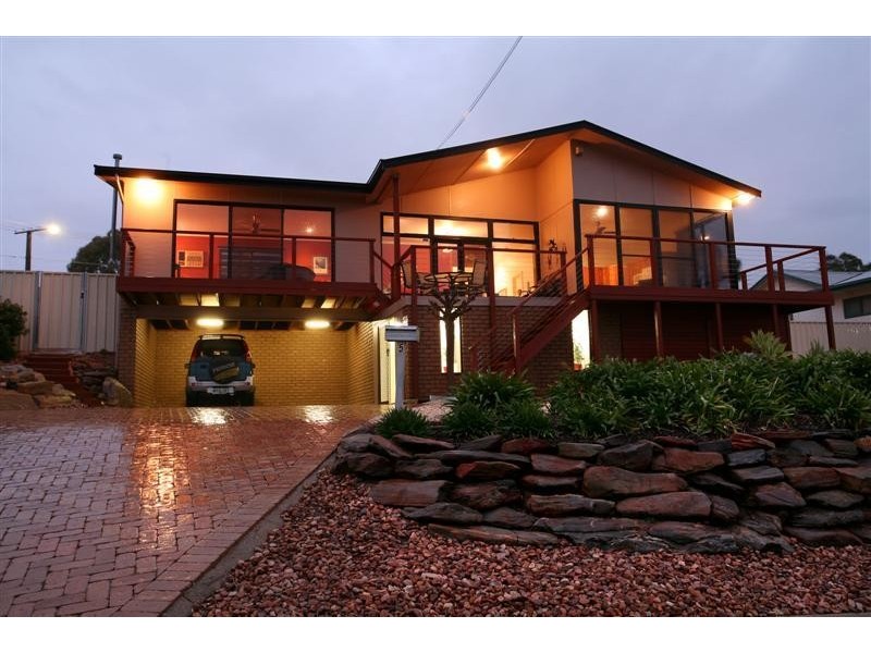 5 Keith Crescent, Marino SA 5049