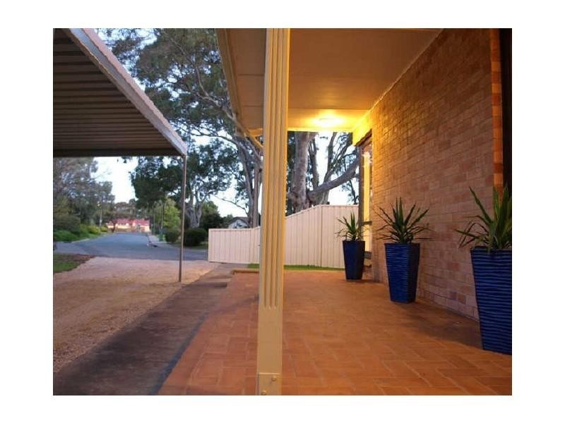 11a Creighton Avenue, Morphett Vale SA 5162