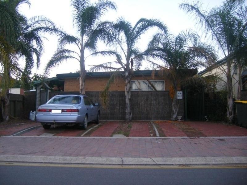 Unit 2/1 Regent Street, Glenelg North SA 5045