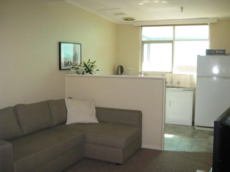 Unit 2/1 Regent Street, Glenelg North SA 5045