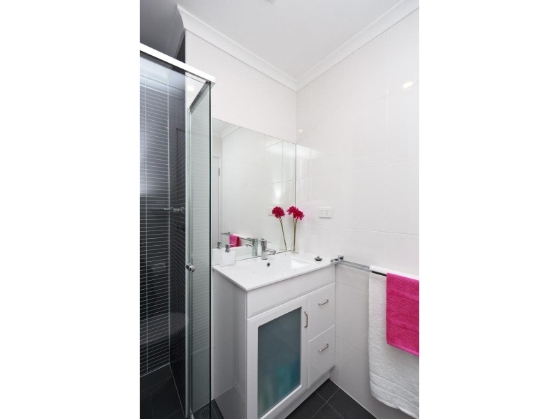 4 Jersey Road, Happy Valley SA 5159