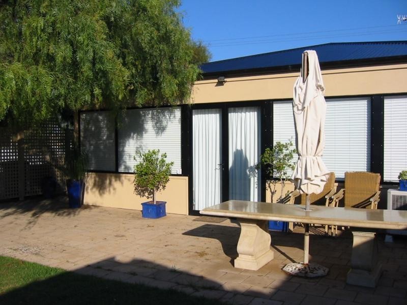 16 Oliver Street, Goolwa SA 5214