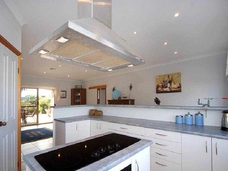 2 BIRCHALL ROAD, Goolwa SA 5214