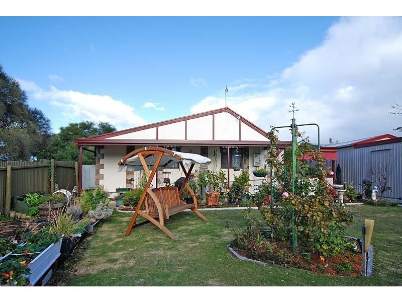 9 ESTICK STREET, Goolwa Beach SA 5214