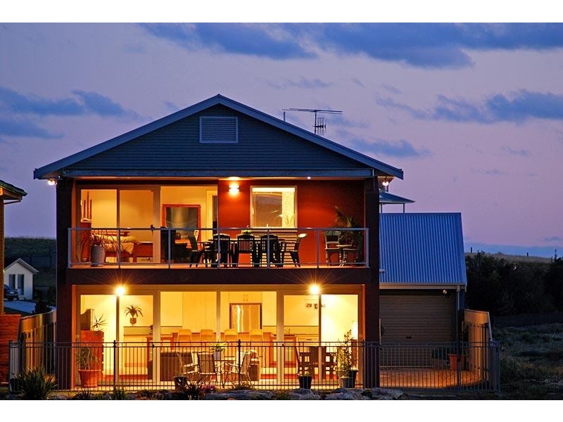 14 BRITANNIA PARADE, Hindmarsh Island SA 5214