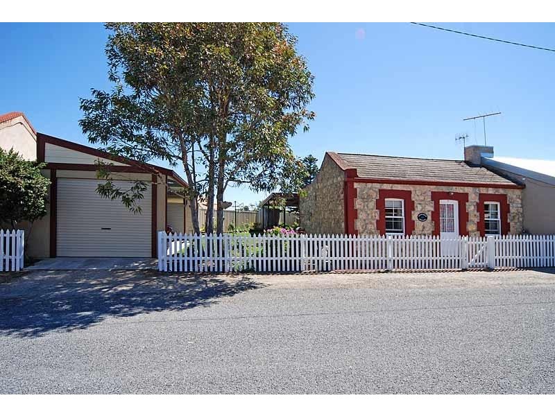 8 HUTCHINSON STREET, Goolwa SA 5214