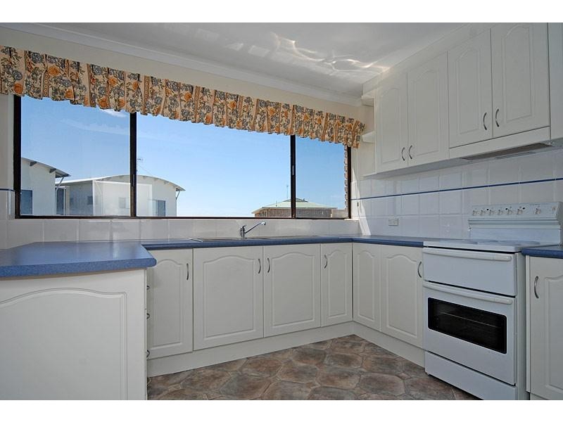 2 SHORE COURT, Goolwa SA 5214