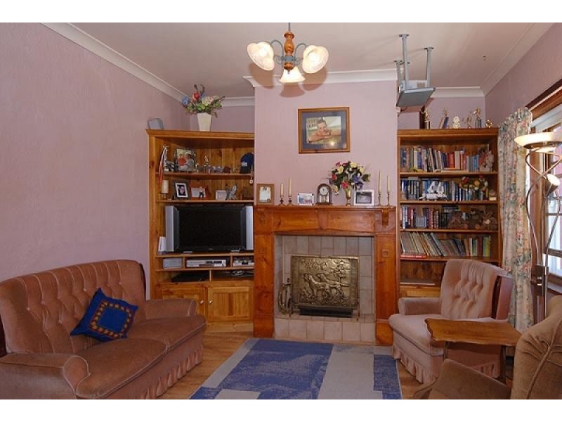 8 Hutchinson Street, Goolwa SA 5214