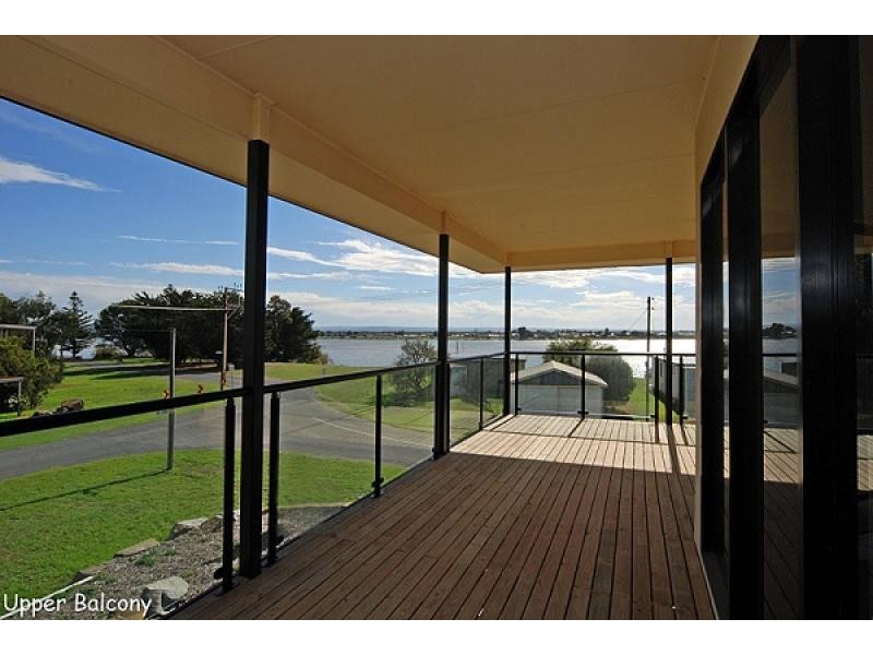 6 Jolly Street, Hindmarsh Island SA 5214