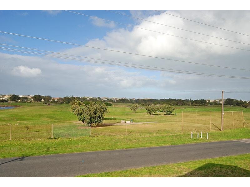 12 A Billabong Road, Goolwa South SA 5214