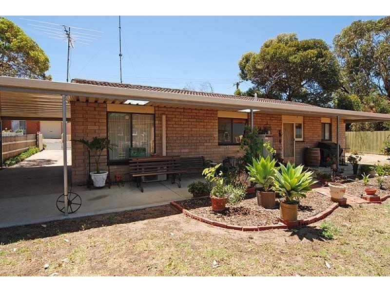 13 Augusta Street, Goolwa SA 5214