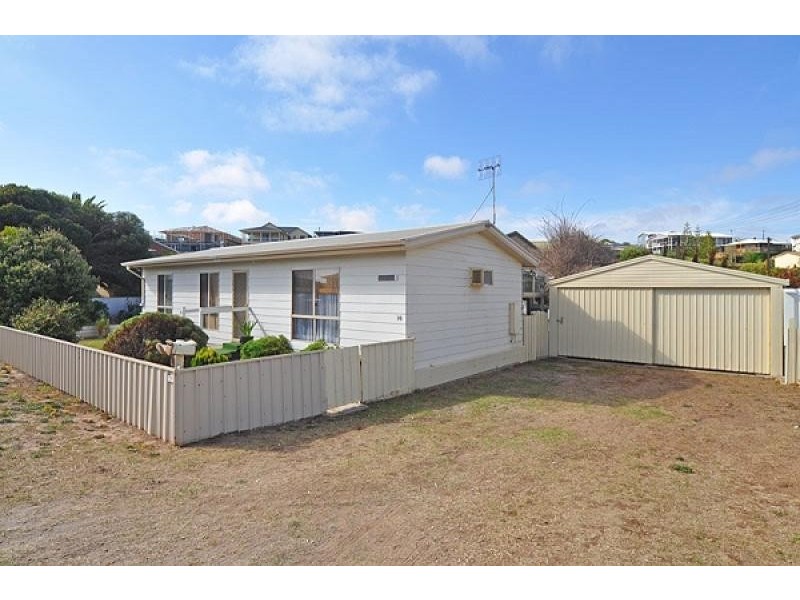 10 Hazel Street, Goolwa Beach SA 5214