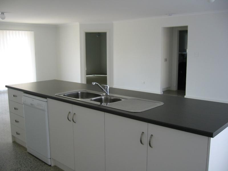 17 Cave Street, Goolwa Beach SA 5214