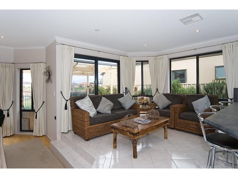 64 Providence Place, Hindmarsh Island SA 5214