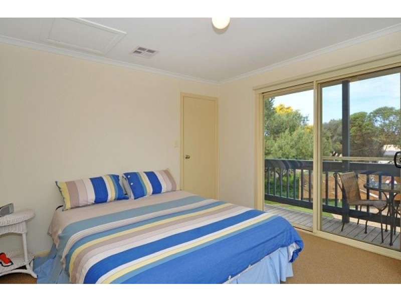 2 Holme Close, Goolwa Beach SA 5214