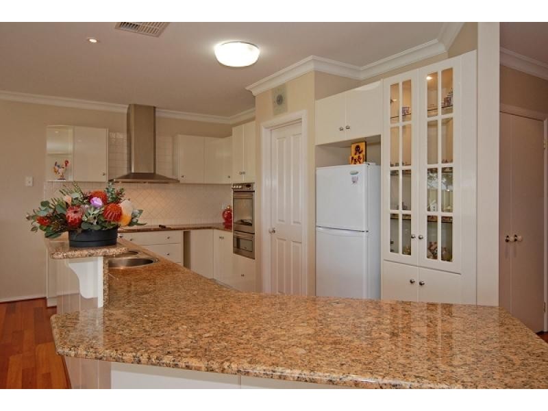 93 Captain Sturt Parade, Hindmarsh Island SA 5214