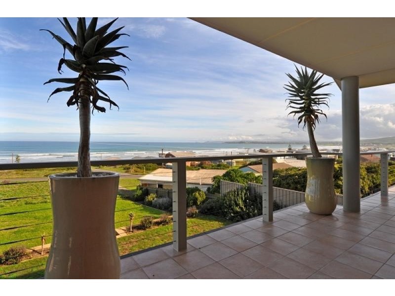 1 Hero Avenue, Middleton SA 5213