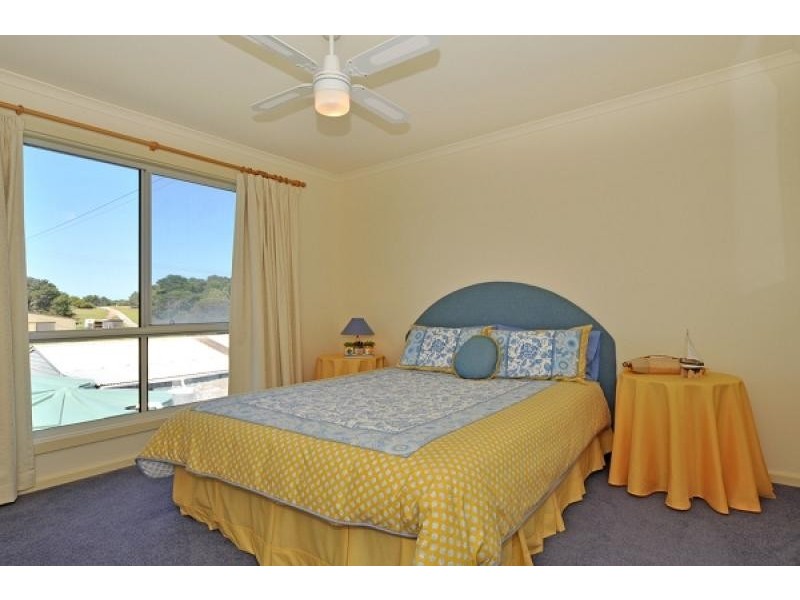 44 Sidney Parade, Hindmarsh Island SA 5214