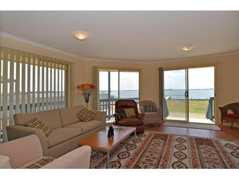 98 Mundoo Channel Drive, Hindmarsh Island SA 5214