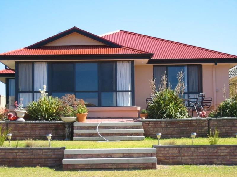 35 Britannia Parade, Hindmarsh Island SA 5214