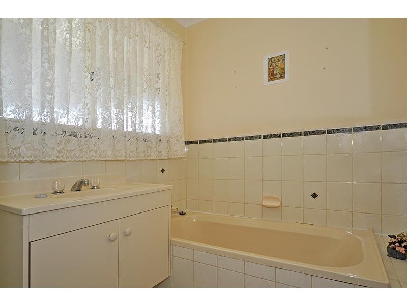 39 Arcadia Ave, Hindmarsh Island SA 5214