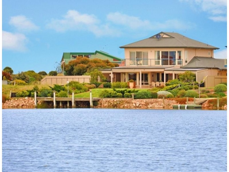 10 Arcadia Avenue, Hindmarsh Island SA 5214