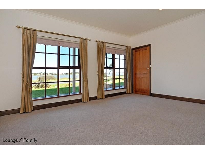 82 Liverpool Road, Goolwa North SA 5214