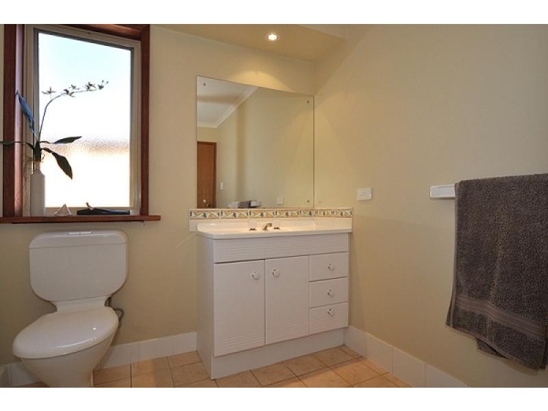 2 A New Jersey Crescent, Goolwa North SA 5214