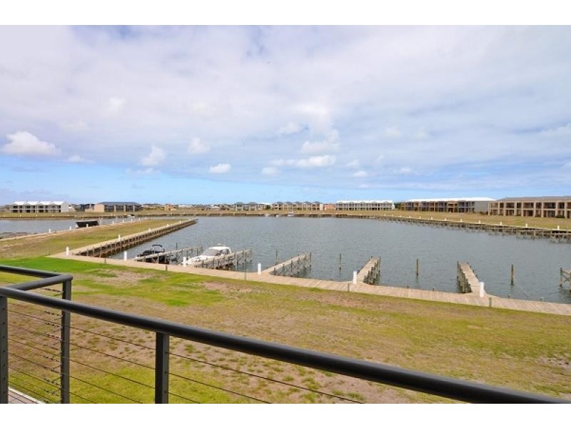 43 Vesta Drive, Hindmarsh Island SA 5214