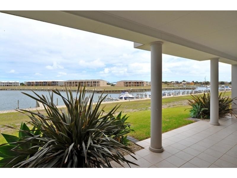 43 Vesta Drive, Hindmarsh Island SA 5214