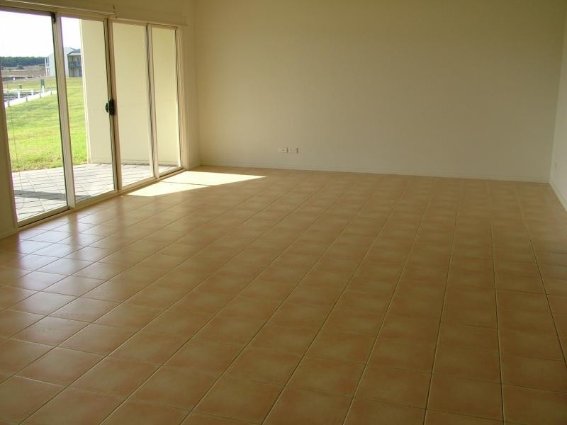 15 Vesta Drive, Hindmarsh Island SA 5214