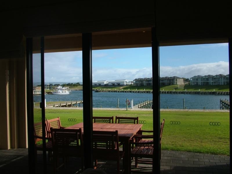 15 Vesta Drive, Hindmarsh Island SA 5214