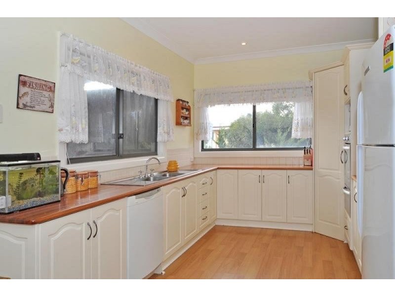 11 Corio Terrace, Goolwa SA 5214