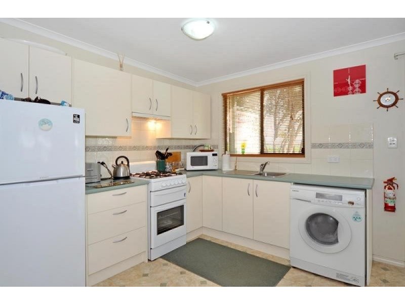 Cabin # 7 Goolwa Caravan Park, Kessell Road, Goolwa SA 5214